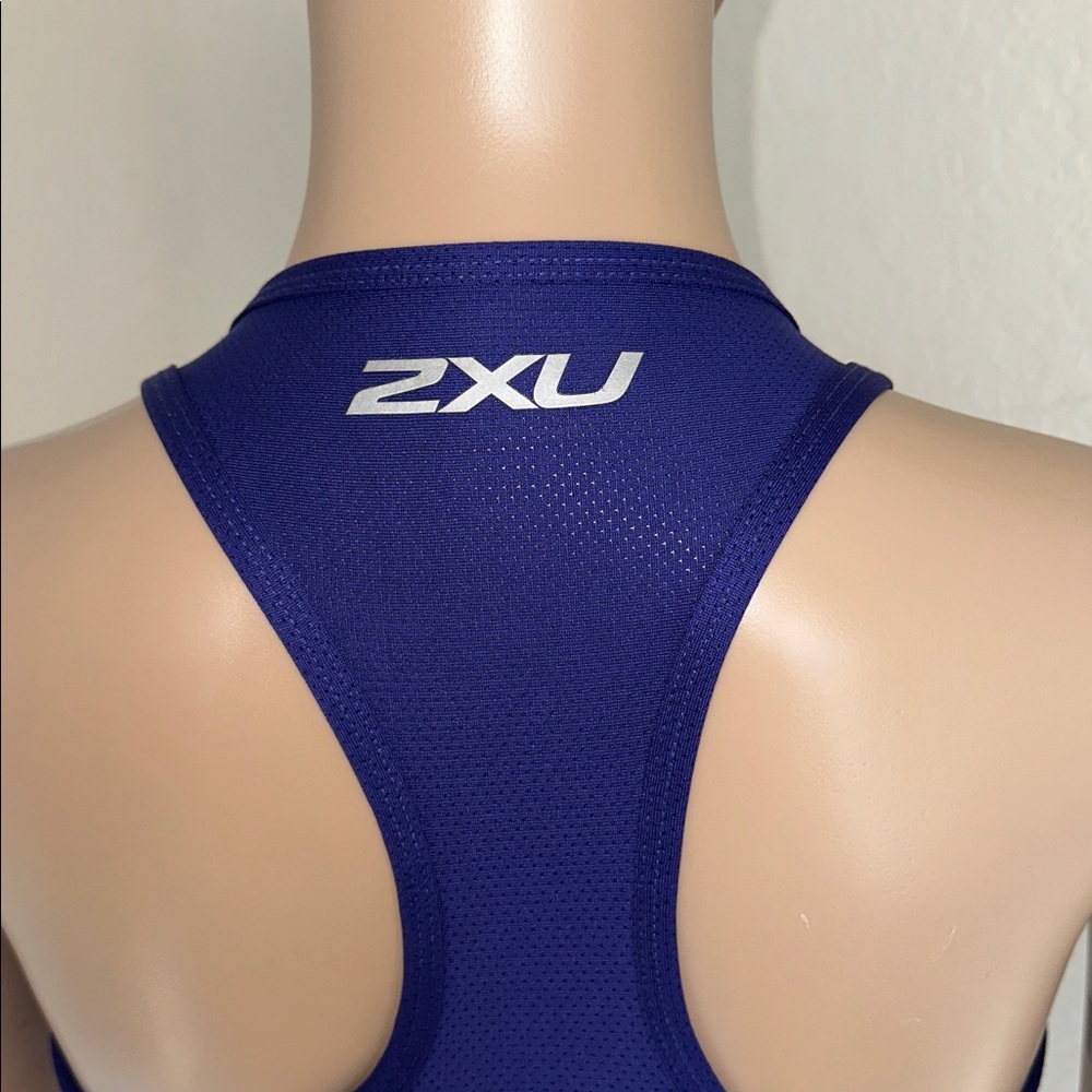NWT 2XU Women's Blue Sports Bra with Pink Accents Size X Small. - Picture 7 of 13